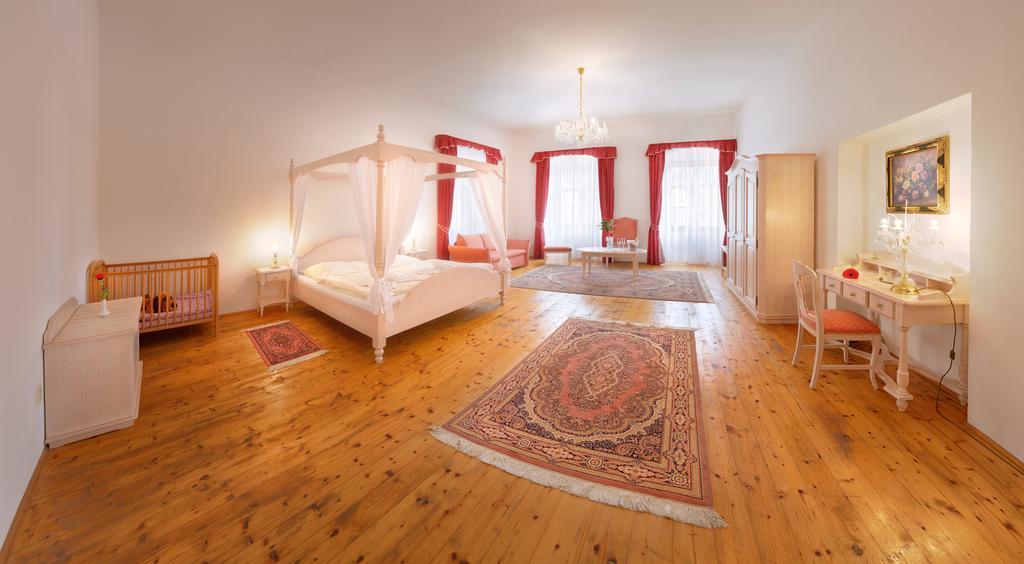 Hotel Ruze Rožmberk nad Vltavou Szoba fotó