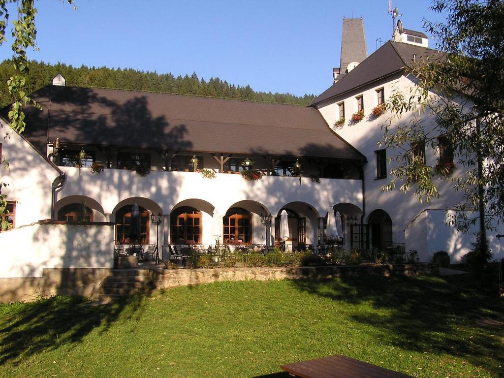 Hotel Ruze Rožmberk nad Vltavou Kültér fotó