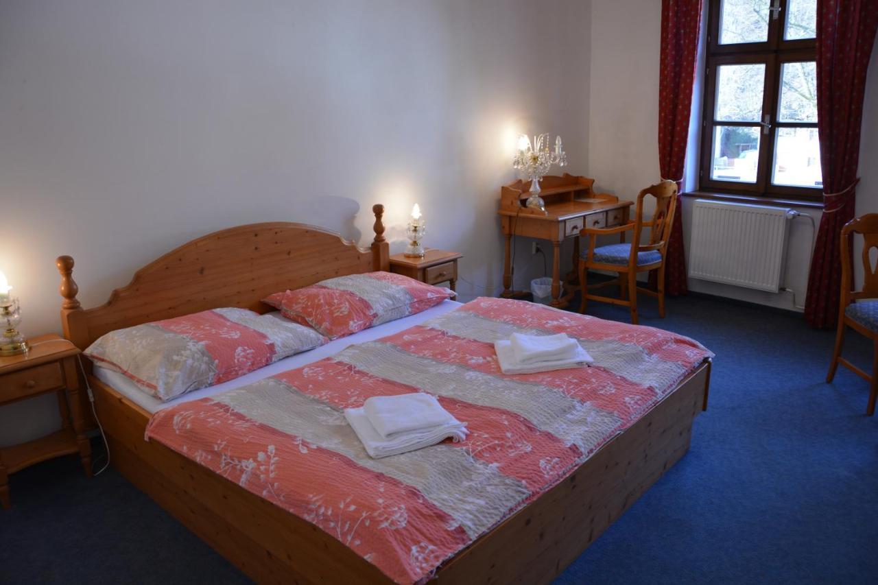 Hotel Ruze Rožmberk nad Vltavou Kültér fotó